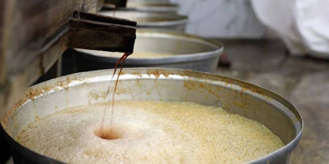 Sulandırdıkça bereketi daha da artıyor! Ramazan’da kola değil bunu için: Litresi 25 TL’den satılıyor 3